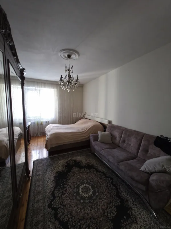 Satılır 3 otaqlı mənzil 103 m²