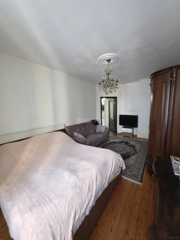 Satılır 3 otaqlı mənzil 103 m²
