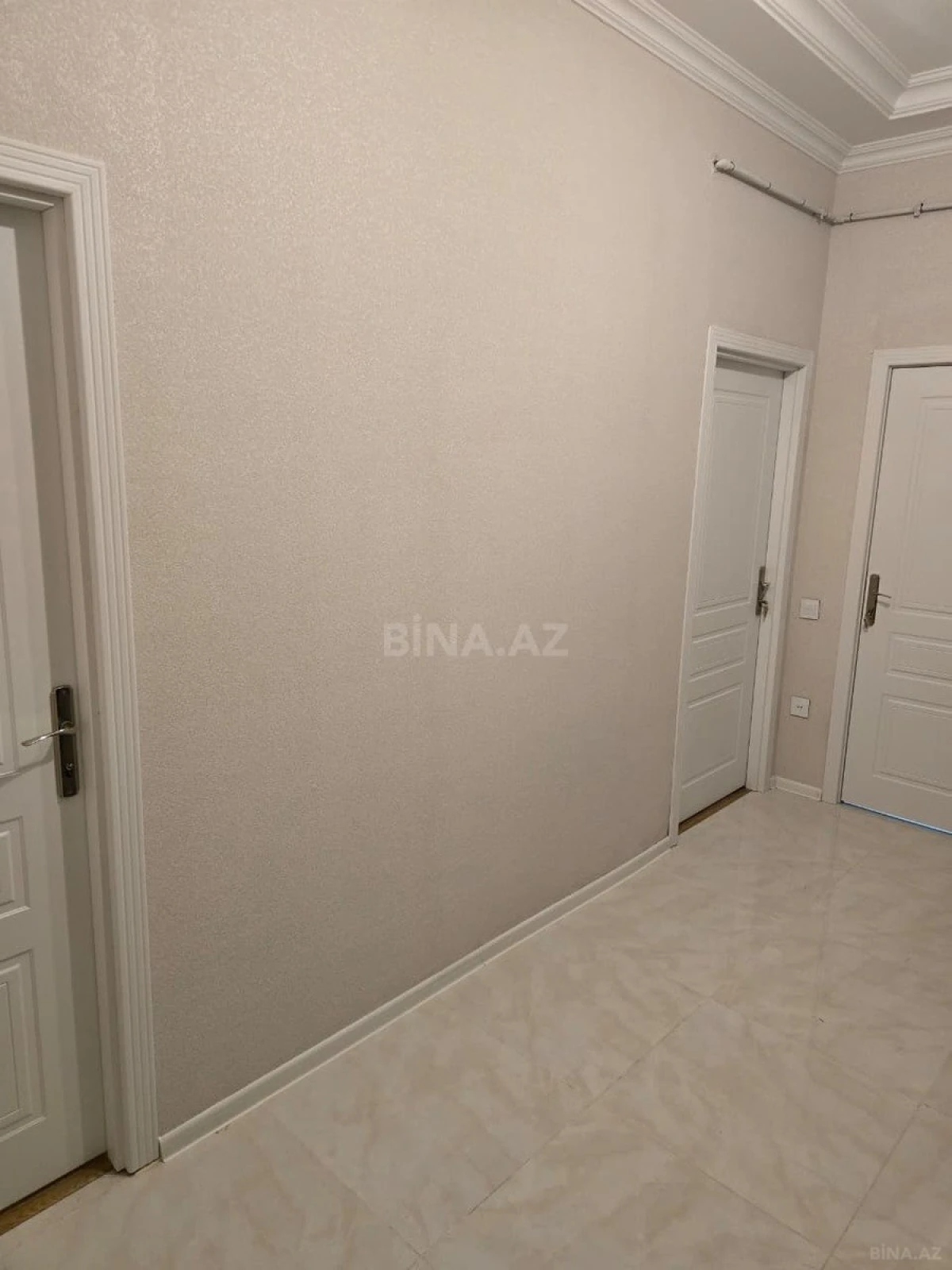 Kirayə verilir 3 otaqlı mənzil 75 m²
