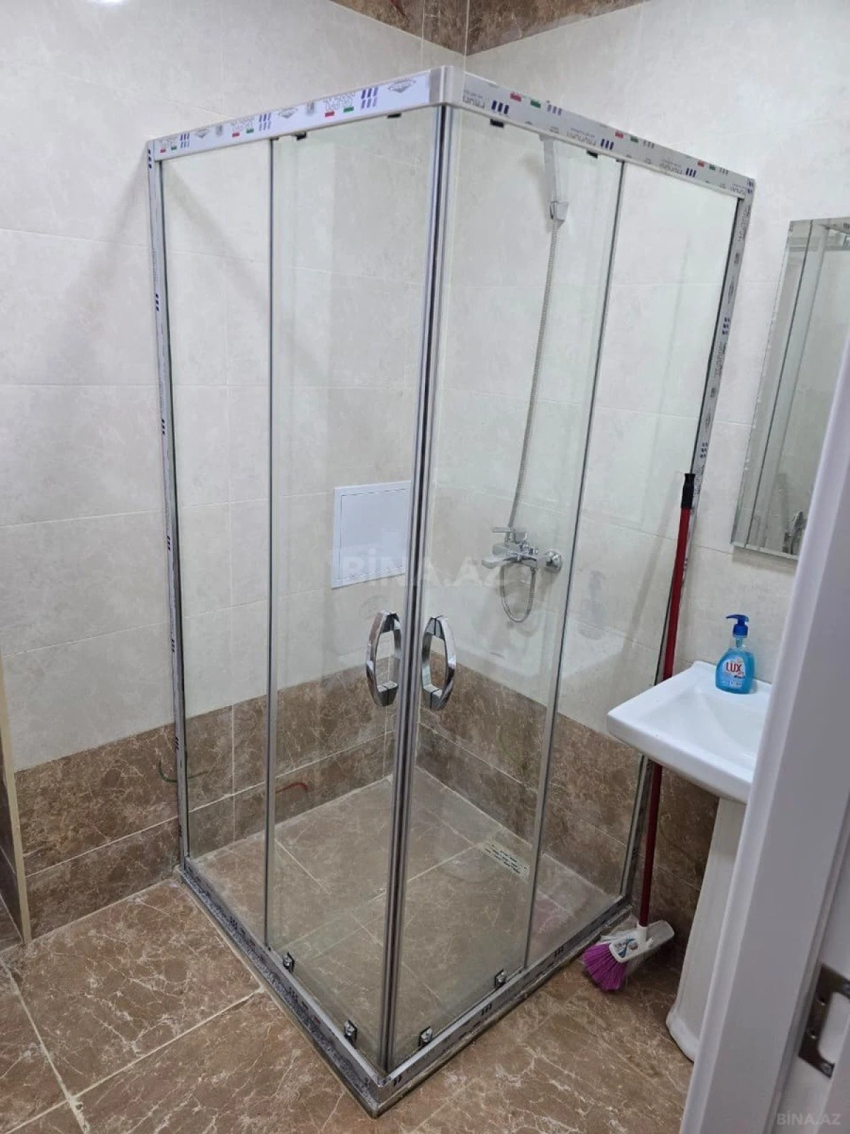Kirayə verilir 3 otaqlı mənzil 75 m²