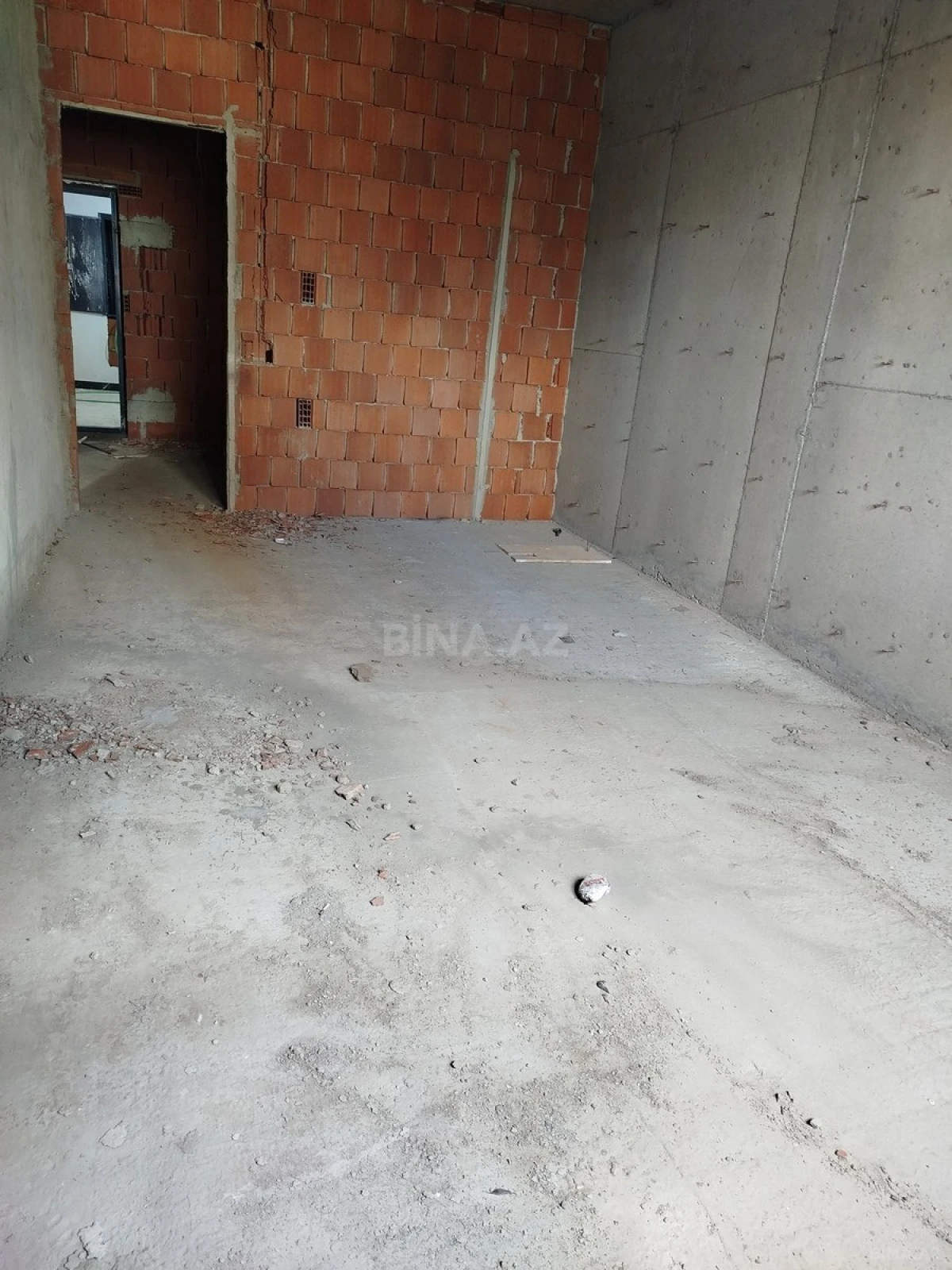 Satılır 1 otaqlı mənzil 53 m²