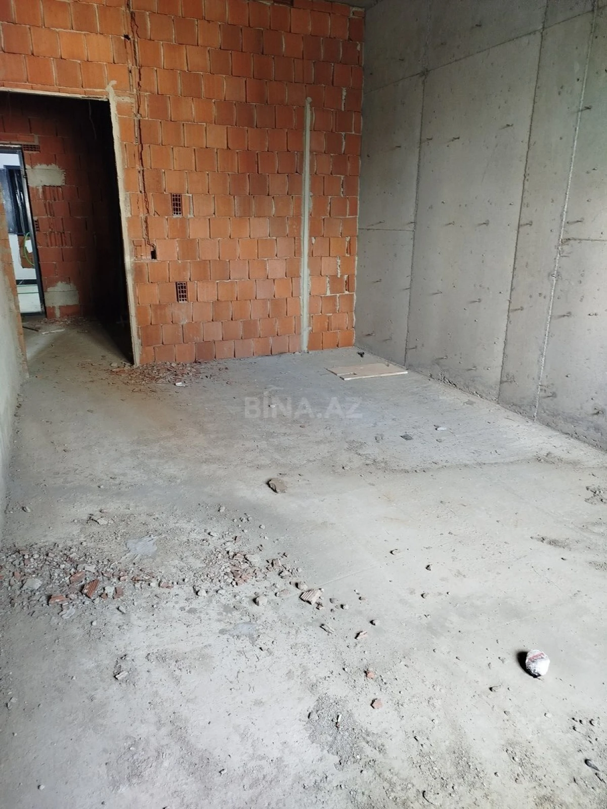 Satılır 1 otaqlı mənzil 53 m²