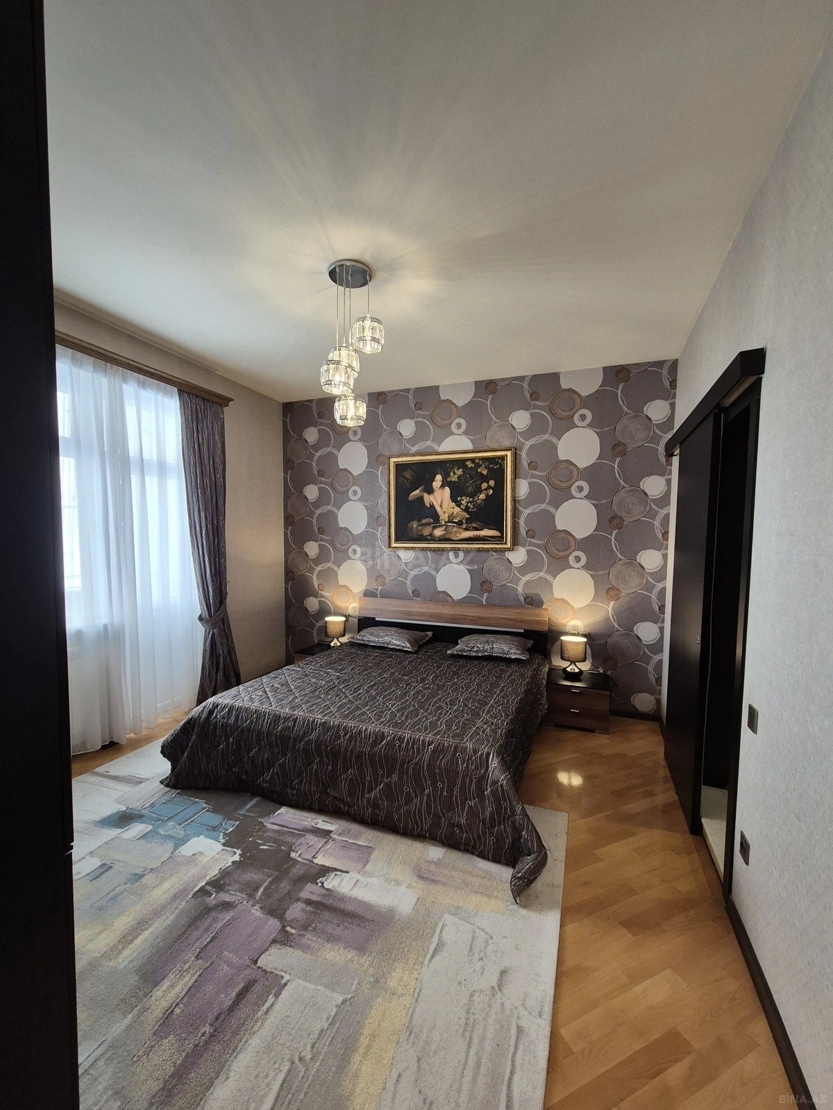 Kirayə verilir 3 otaqlı mənzil 130 m²