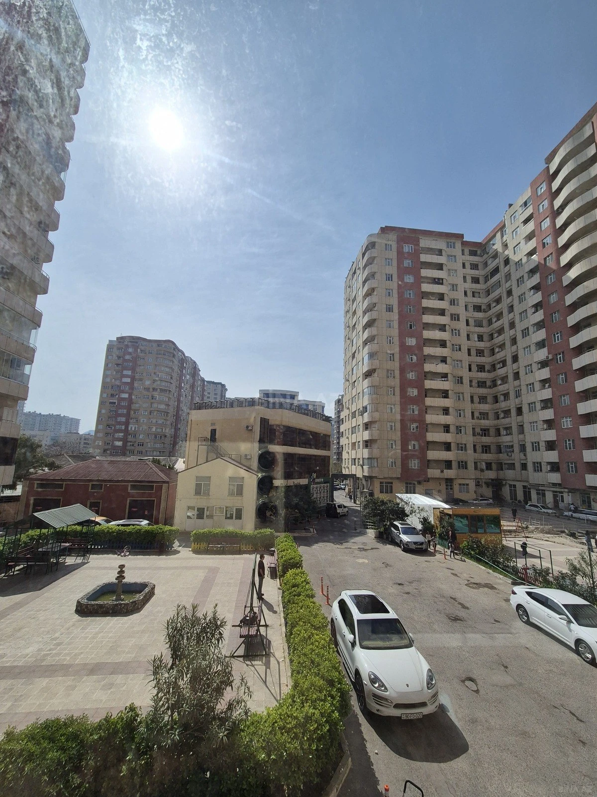 Kirayə verilir 3 otaqlı mənzil 130 m²