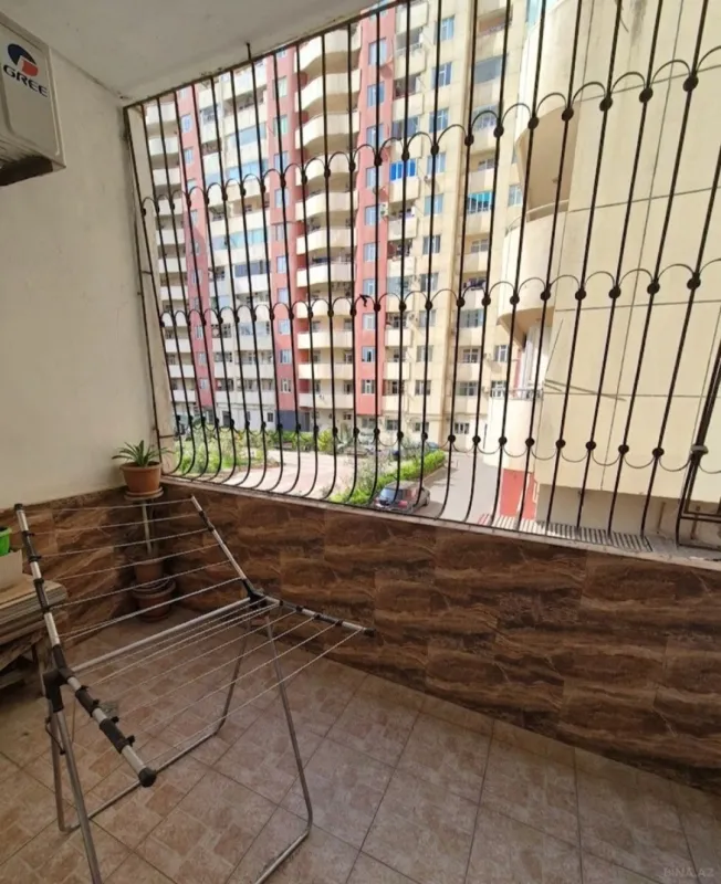 Kirayə verilir 3 otaqlı mənzil 130 m²