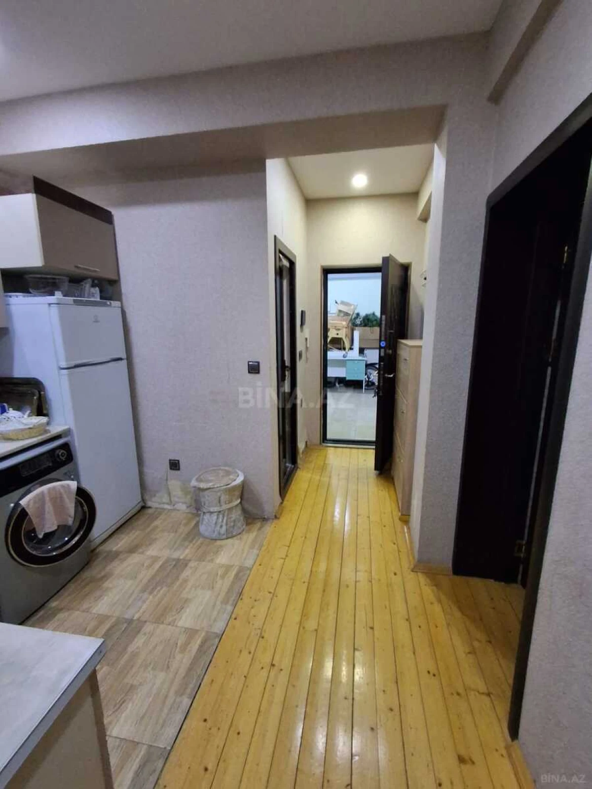 Kirayə verilir 2 otaqlı mənzil 65 m²