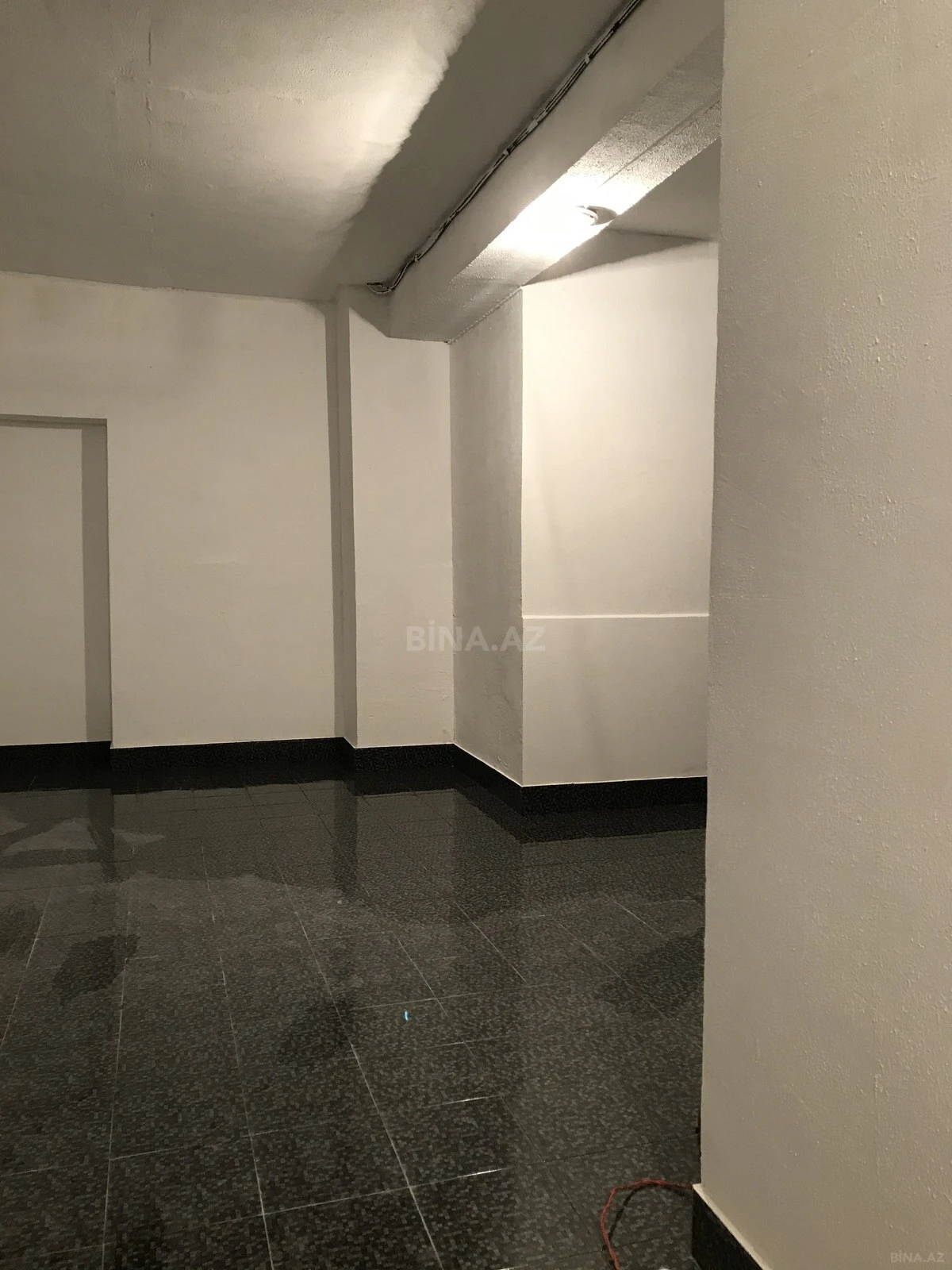 Satılır obyekt 75 m²