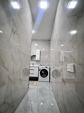 Satılır 2 otaqlı mənzil 70 m²