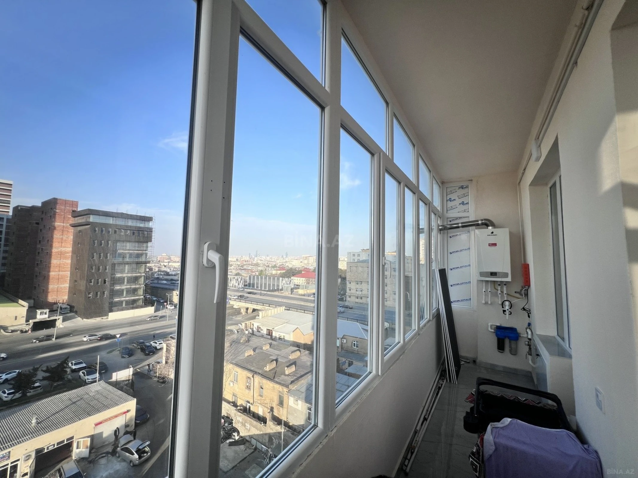 Satılır 2 otaqlı mənzil 70 m²