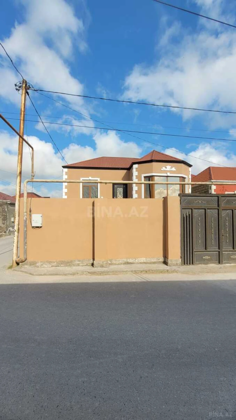 Satılır 3 otaqlı həyət evi 100 m²