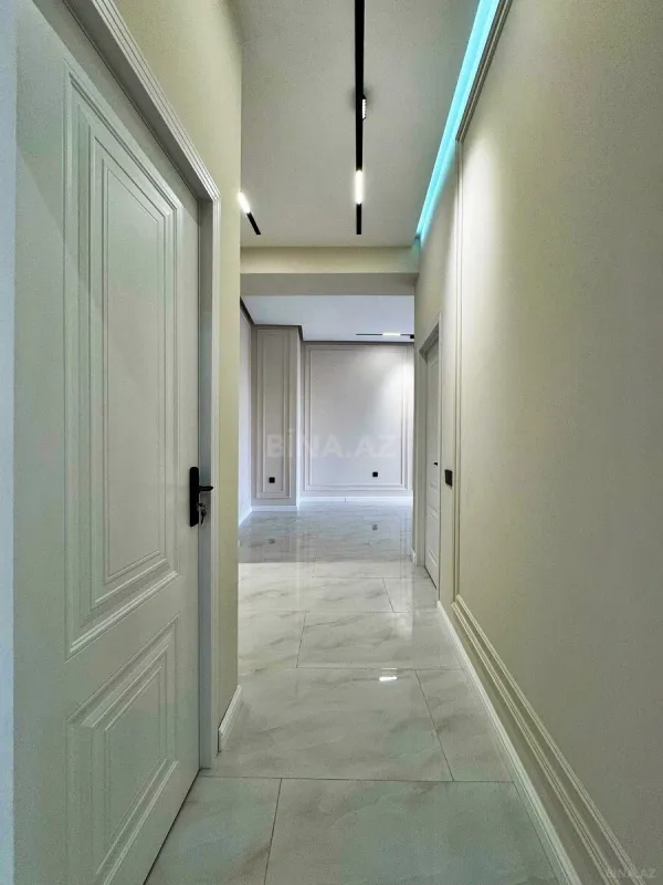 Satılır 3 otaqlı mənzil 114 m²