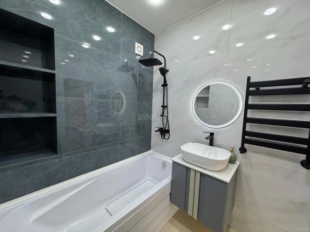 Satılır 3 otaqlı mənzil 114 m²