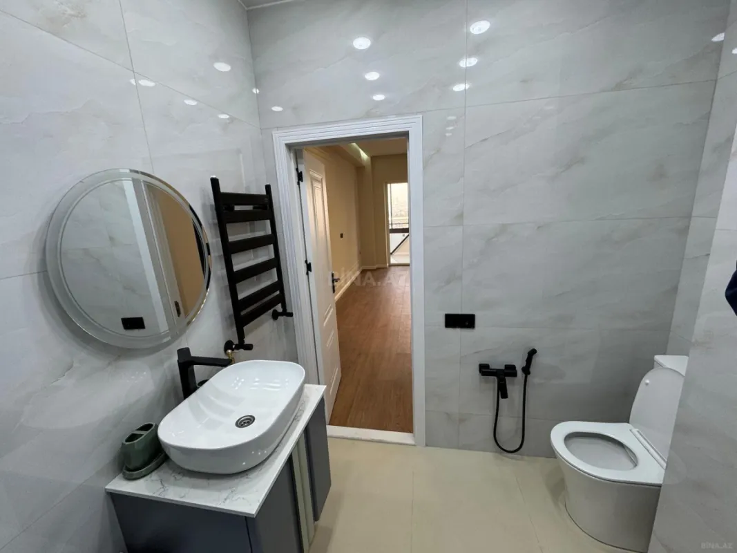 Satılır 3 otaqlı mənzil 114 m²