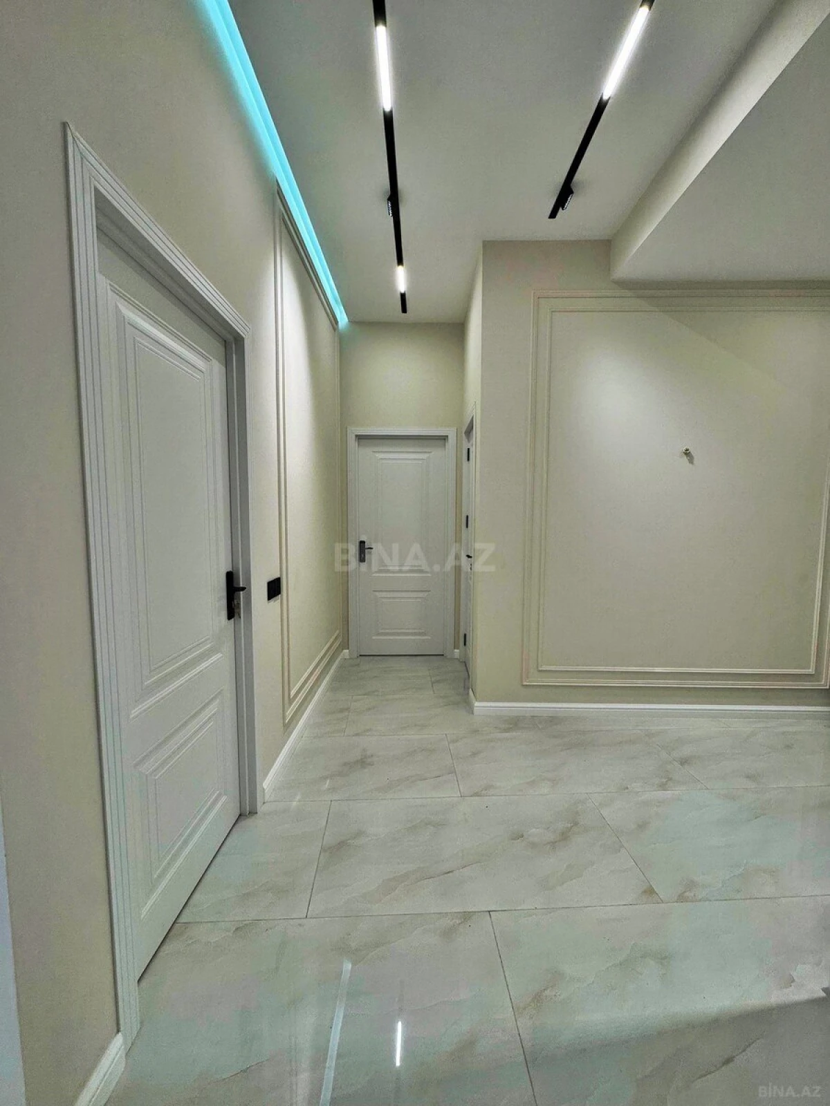 Satılır 3 otaqlı mənzil 114 m²
