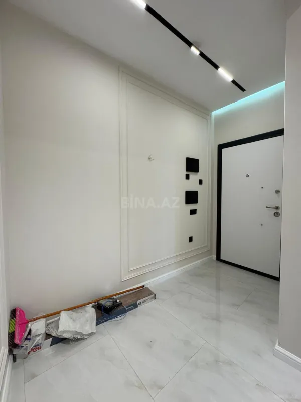 Satılır 3 otaqlı mənzil 114 m²