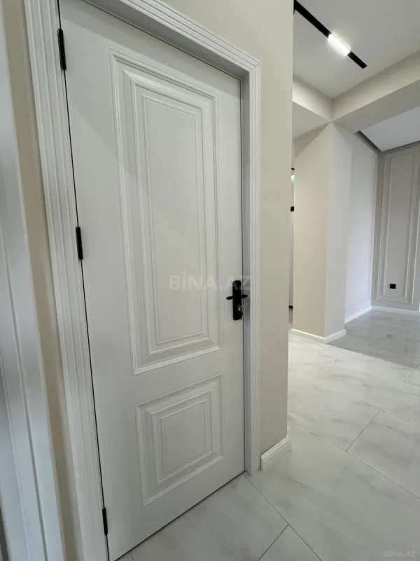 Satılır 3 otaqlı mənzil 114 m²