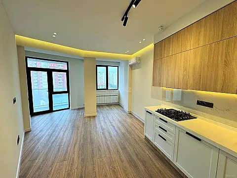 Satılır 3 otaqlı mənzil 84 m²
