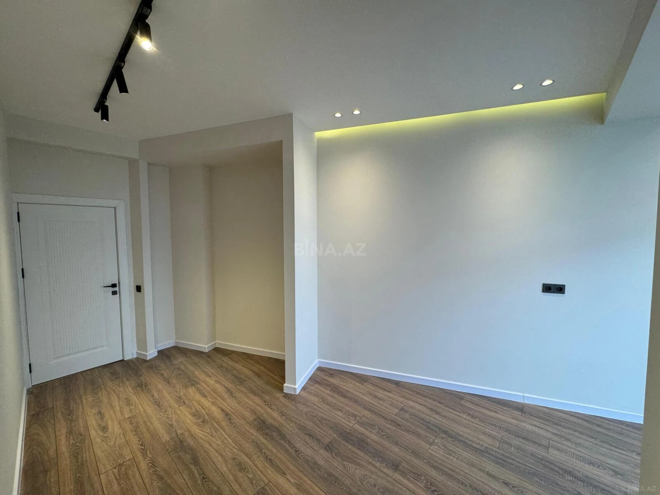 Satılır 3 otaqlı mənzil 84 m²