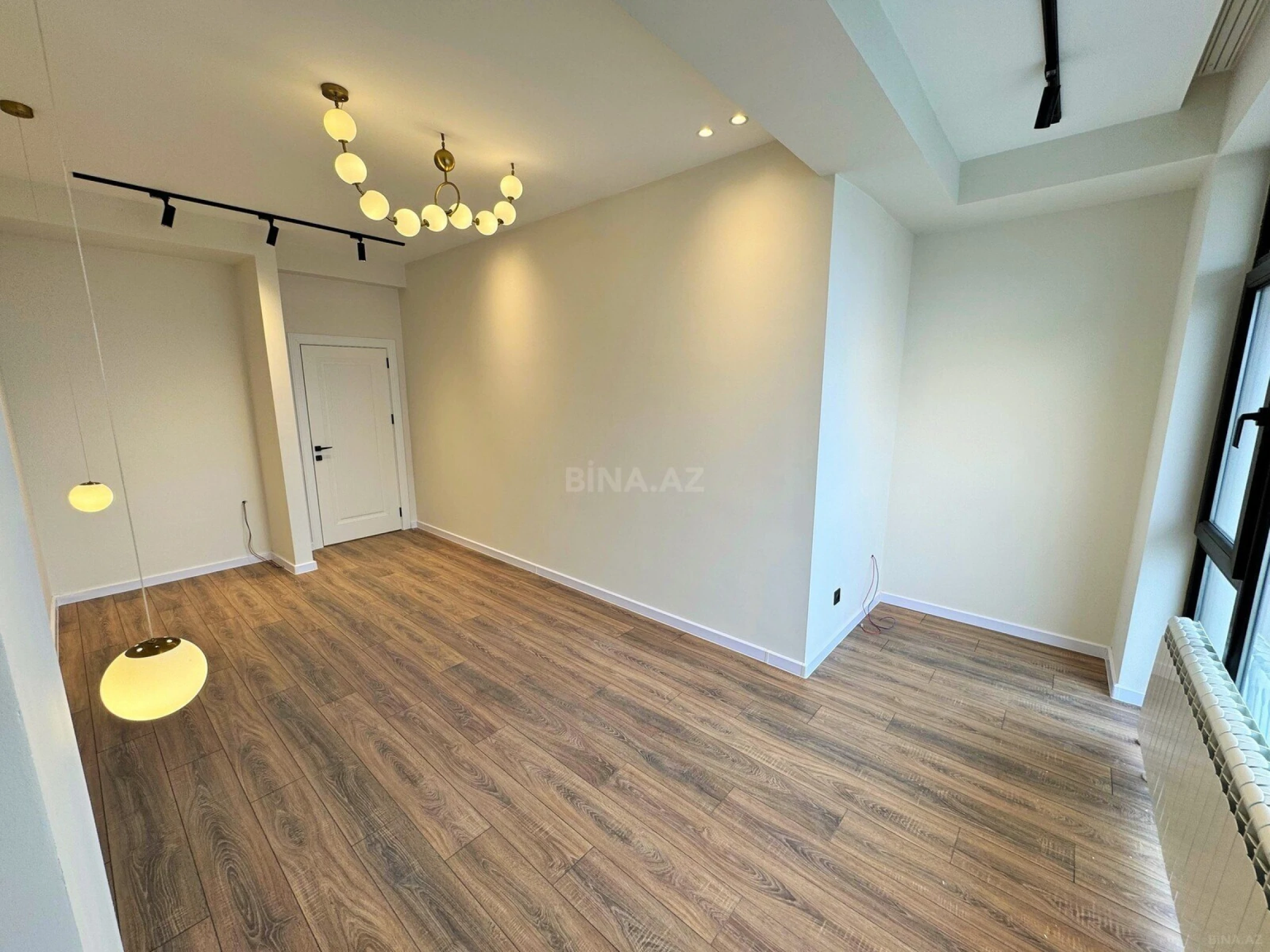 Satılır 3 otaqlı mənzil 84 m²