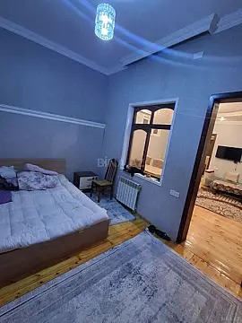 Kirayə verilir 2 otaqlı mənzil 60 m²
