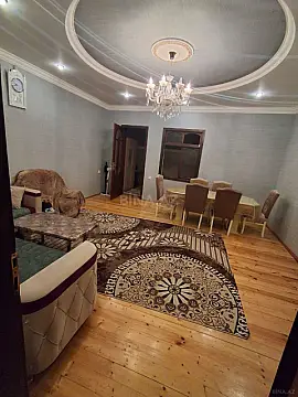 Kirayə verilir 2 otaqlı mənzil 60 m²
