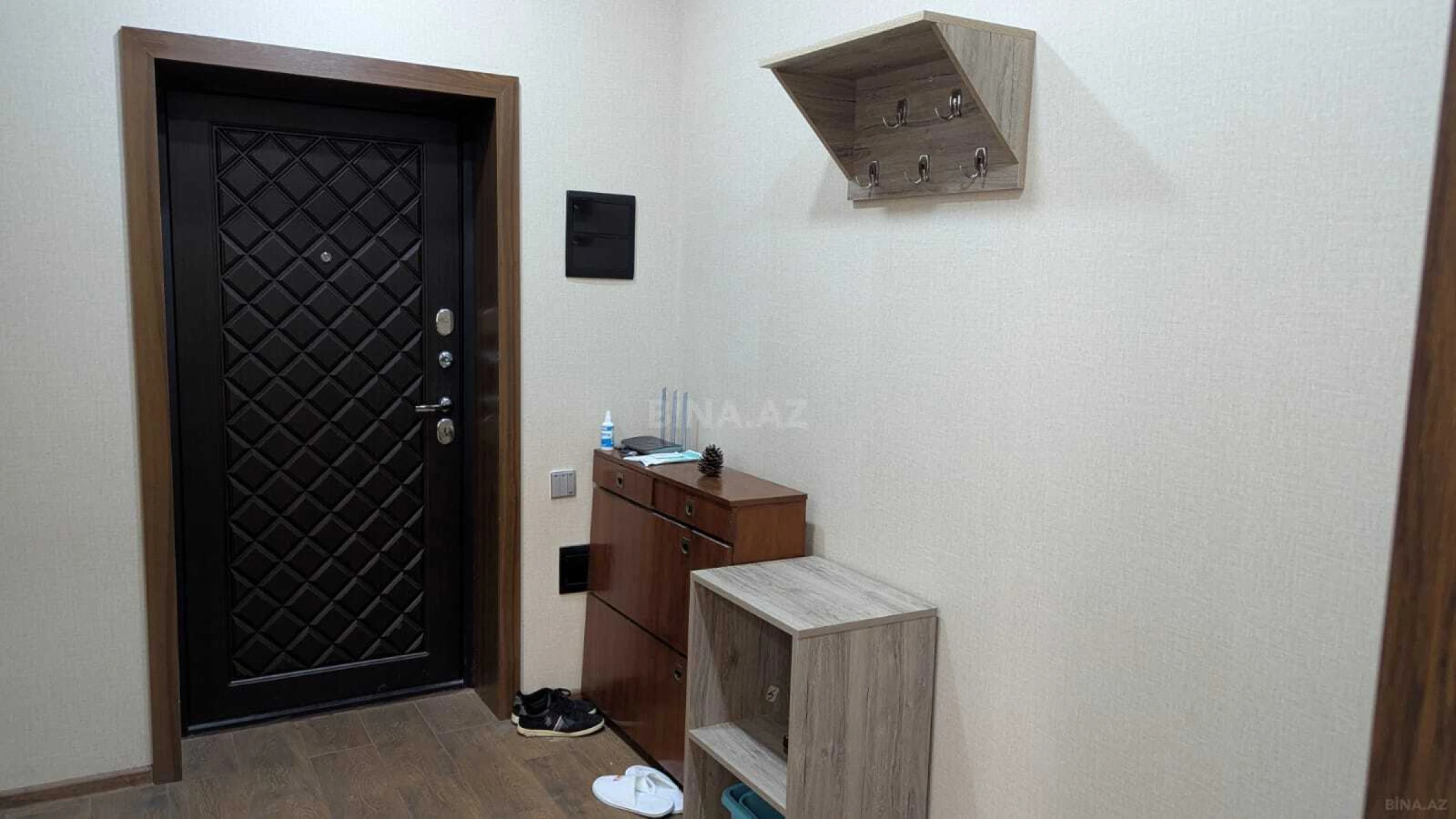 Kirayə verilir 2 otaqlı mənzil 65 m²