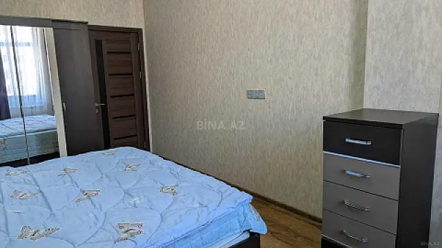 Kirayə verilir 2 otaqlı mənzil 65 m²