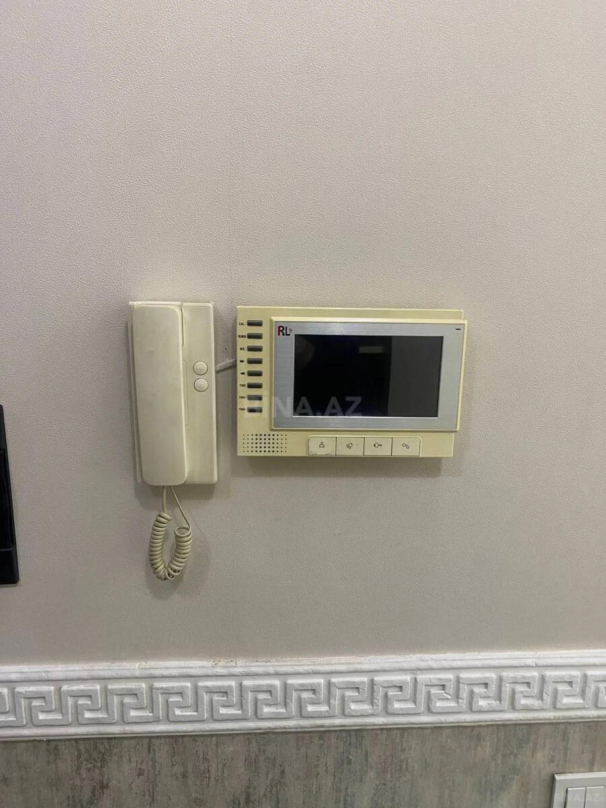 Kirayə verilir 3 otaqlı mənzil 115 m²