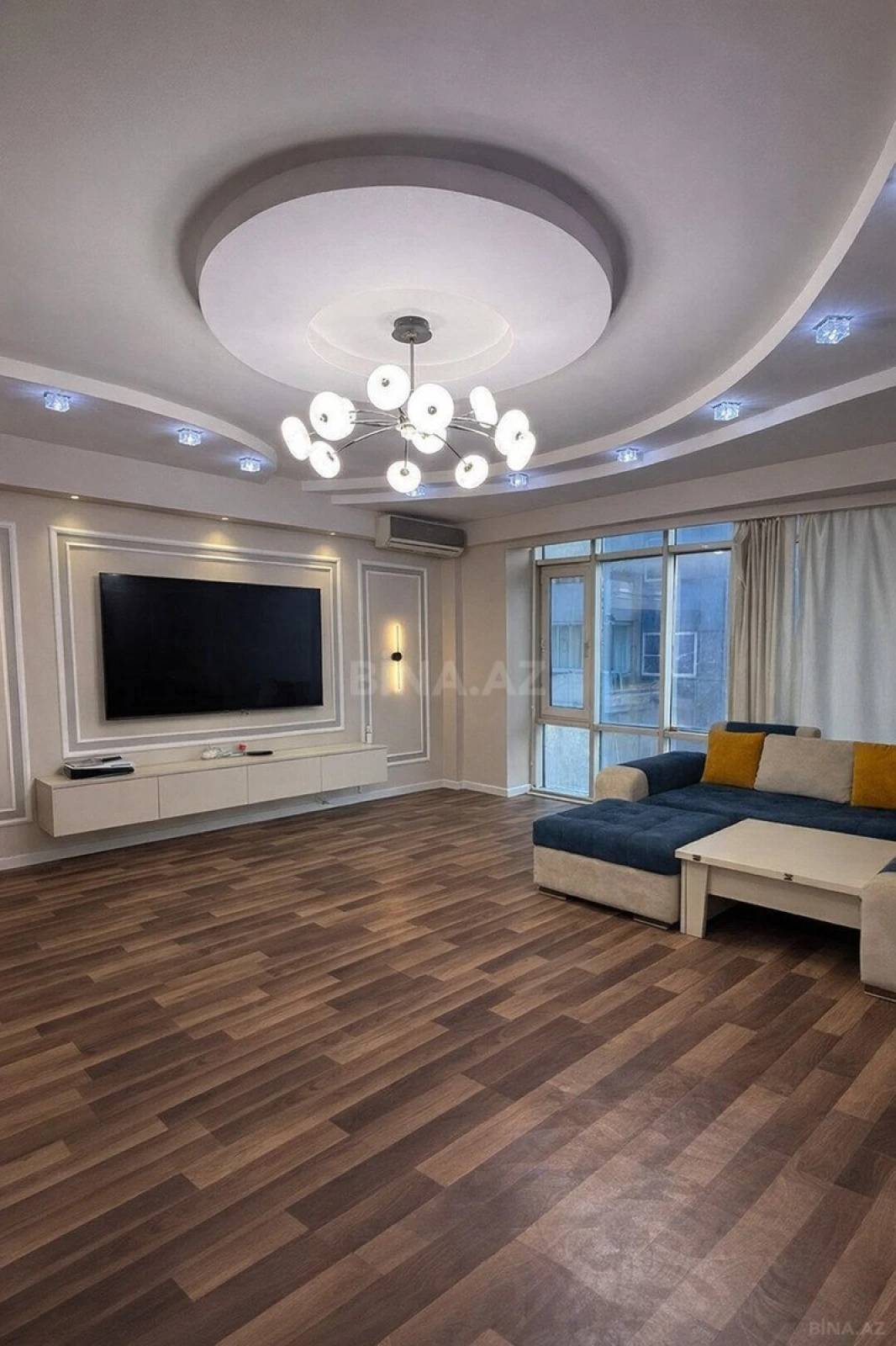 Kirayə verilir 3 otaqlı mənzil 115 m²
