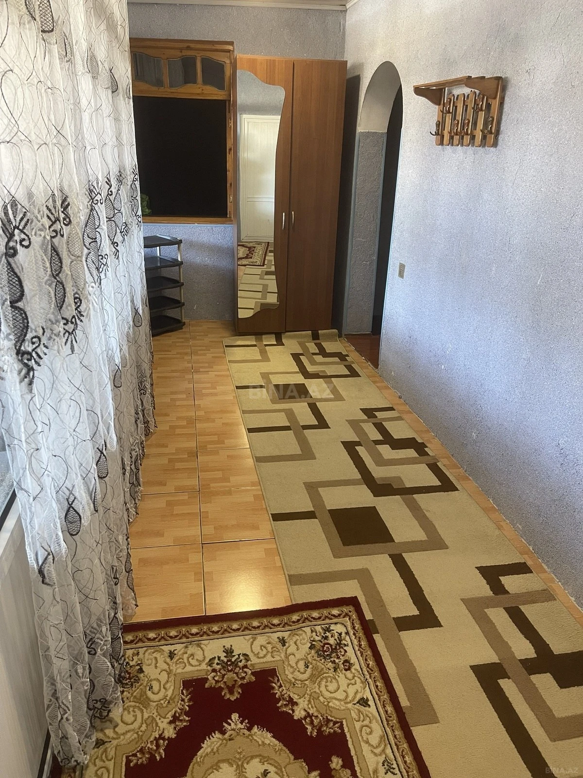 Satılır 3 otaqlı mənzil 110 m²