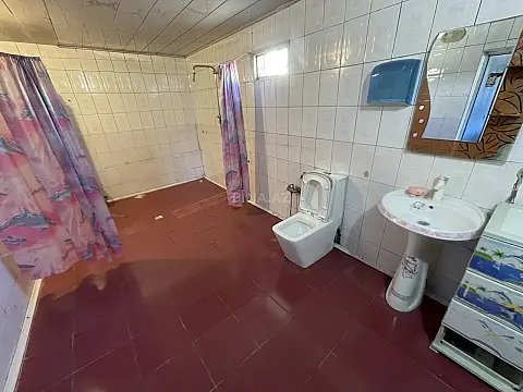 Satılır 3 otaqlı mənzil 110 m²