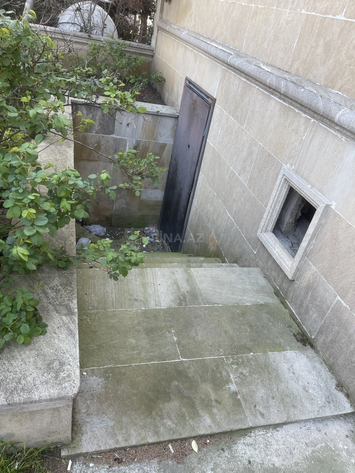 Satılır 3 otaqlı mənzil 110 m²