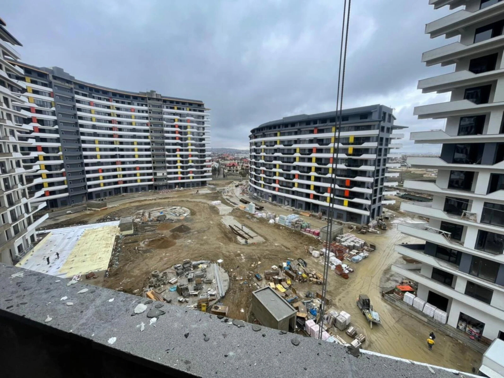 Satılır 2 otaqlı mənzil 72.3 m²