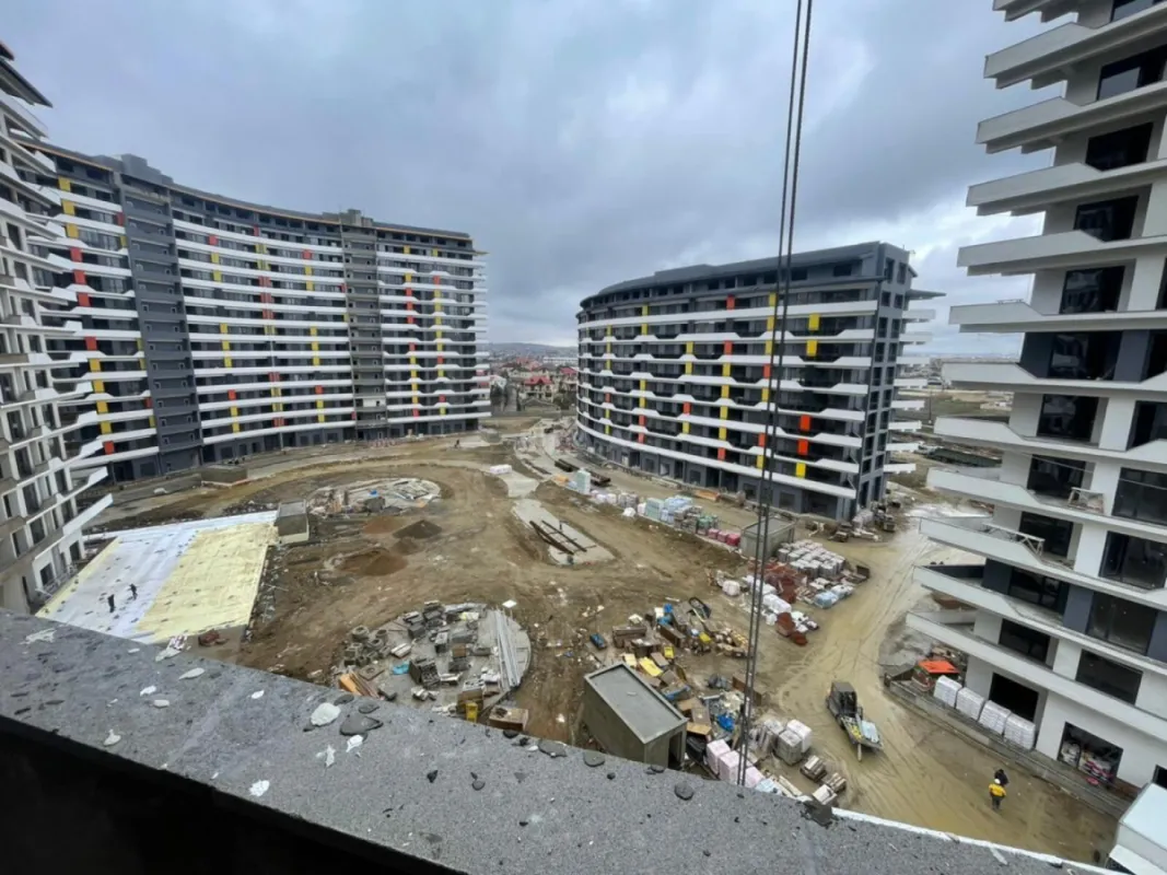 Satılır 2 otaqlı mənzil 72.3 m²