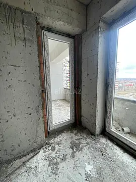 Satılır 2 otaqlı mənzil 72.3 m²