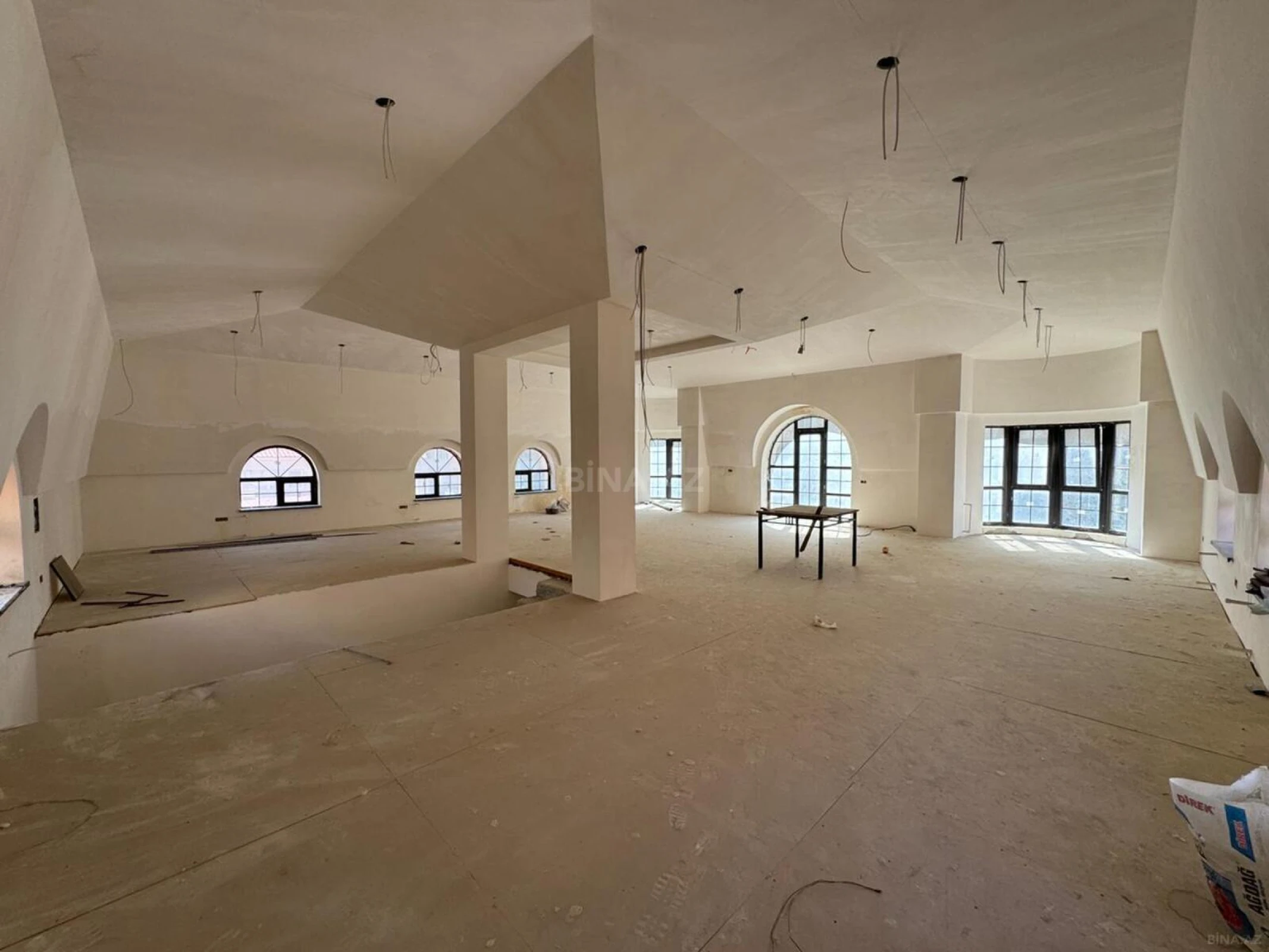 Kirayə verilir obyekt 600 m²