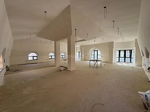 Kirayə verilir obyekt 600 m²