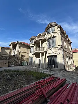 Kirayə verilir obyekt 600 m²