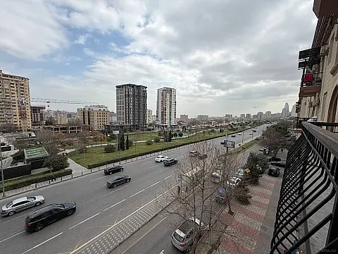 Satılır 3 otaqlı mənzil 90 m²