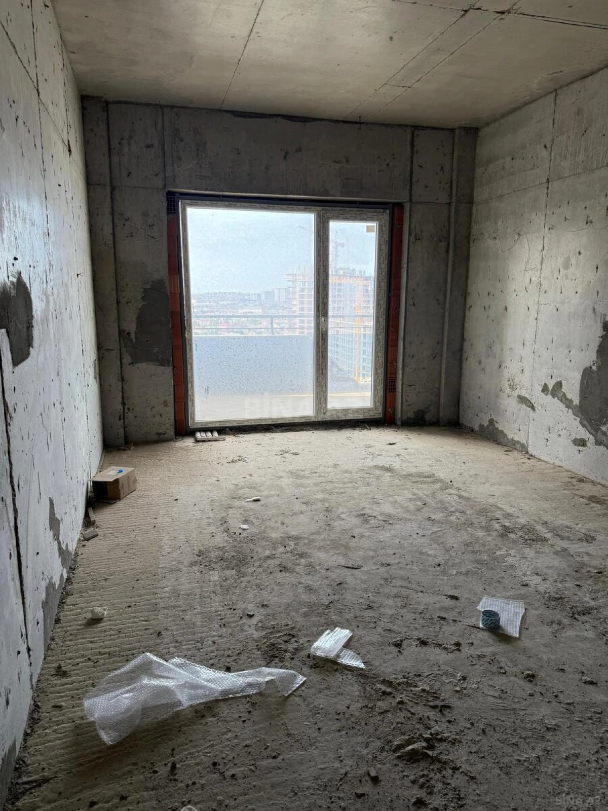 Satılır 2 otaqlı mənzil 72.3 m²