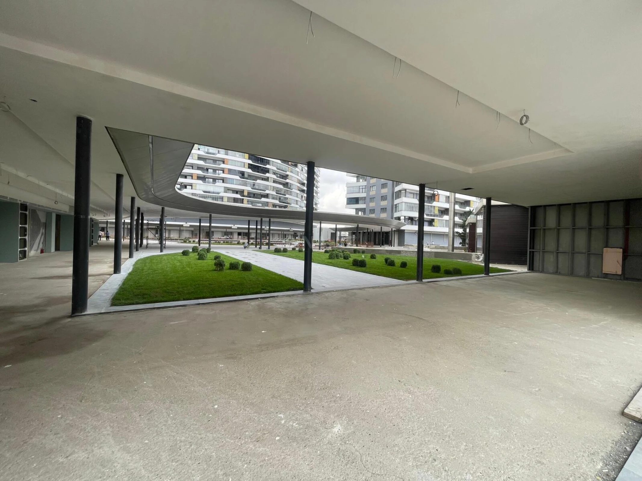 Satılır 2 otaqlı mənzil 72.3 m²