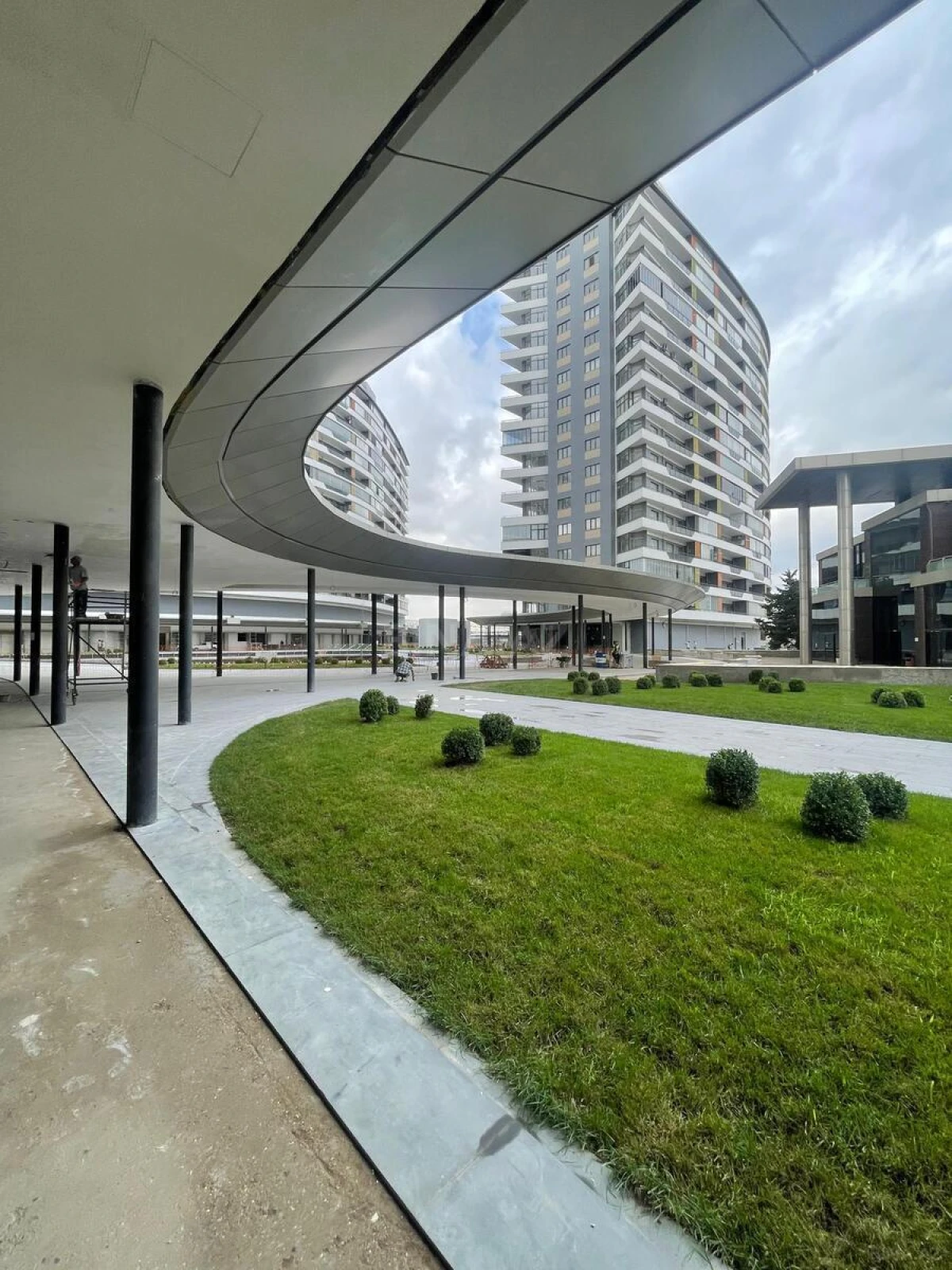 Satılır 2 otaqlı mənzil 72.3 m²