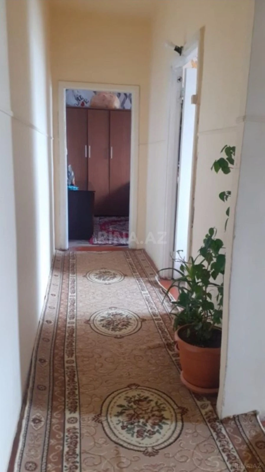 Satılır 4 otaqlı mənzil 100 m²