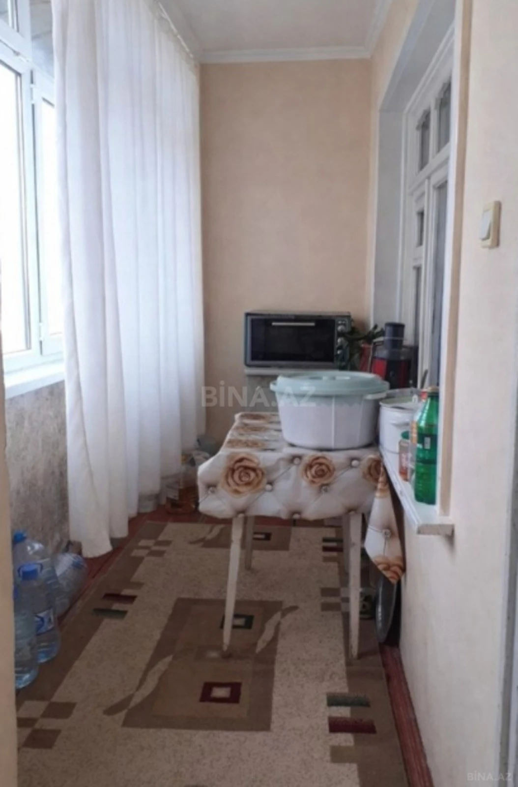 Satılır 4 otaqlı mənzil 100 m²