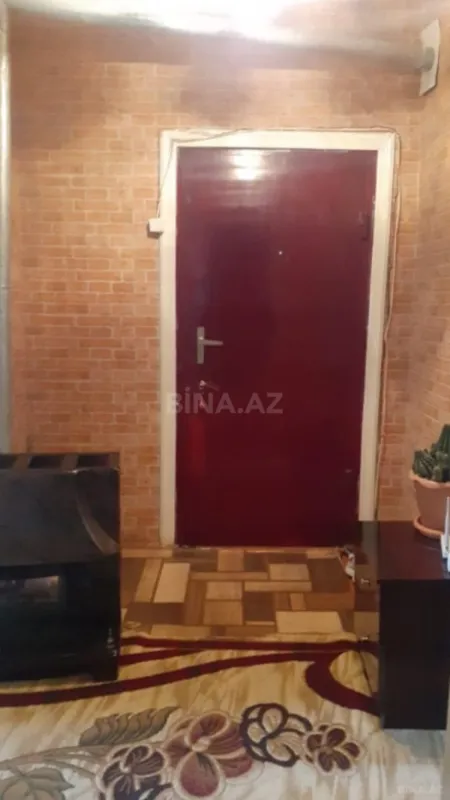 Satılır 4 otaqlı mənzil 100 m²