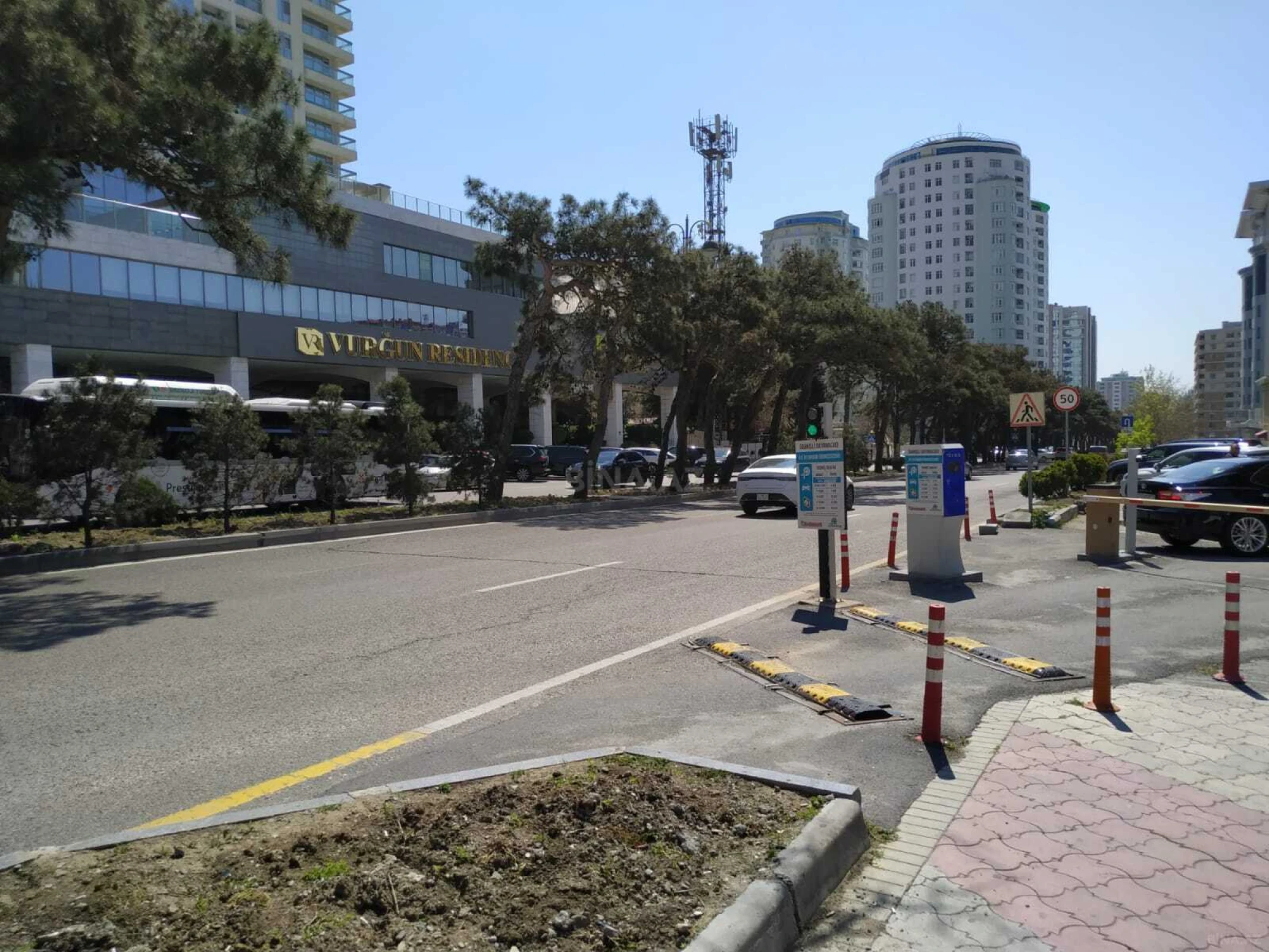 Satılır 2 otaqlı mənzil 63 m²