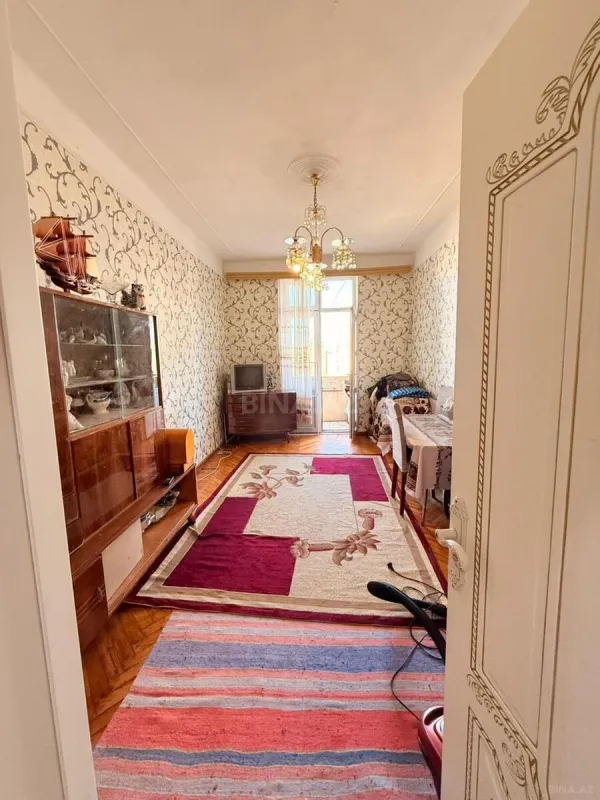 Satılır 3 otaqlı mənzil 75 m²