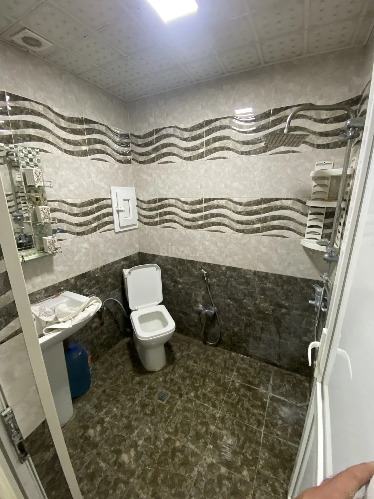 Kirayə verilir 2 otaqlı mənzil 50 m²