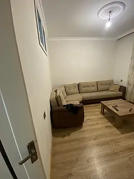 Kirayə verilir 2 otaqlı mənzil 50 m²