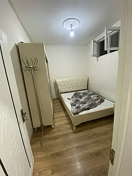 Kirayə verilir 2 otaqlı mənzil 50 m²